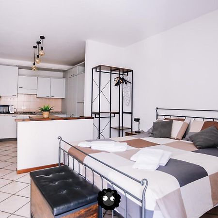 Flat Mazzini 6 Apartment Alzano Lombardo Exterior photo